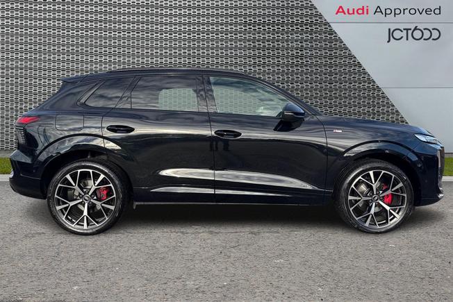 AUDI Q3 Photo 4