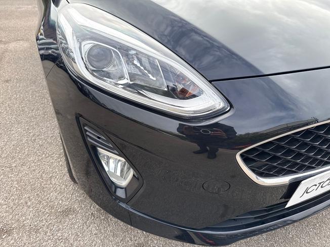 Ford Fiesta Photo 19