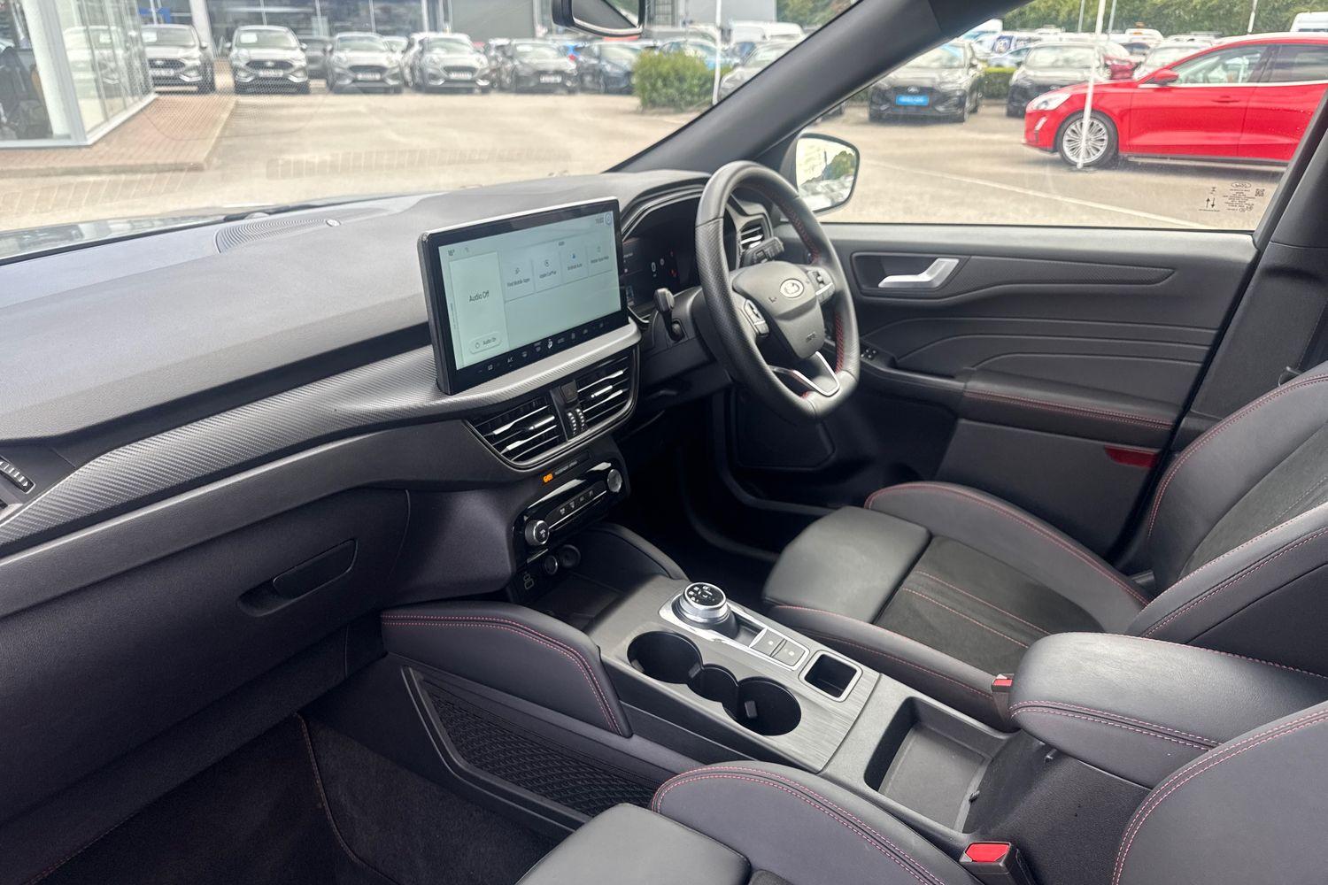 Ford KUGA Photo 17