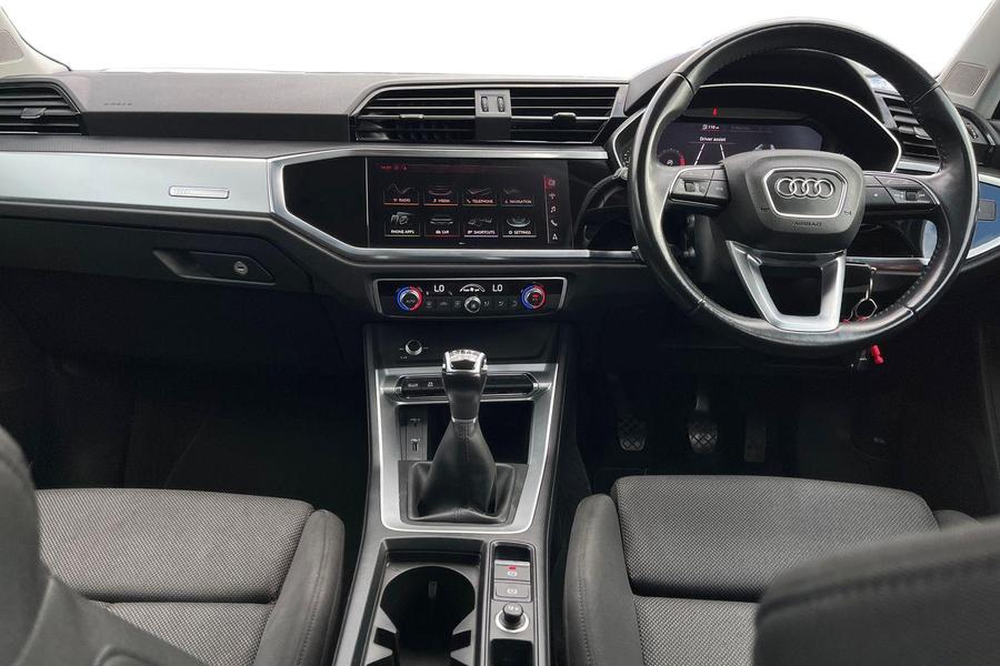 Audi Q3 Photo autoimg-0fe8d2ab1a255e771754e86082d05ccff1283400.jpg