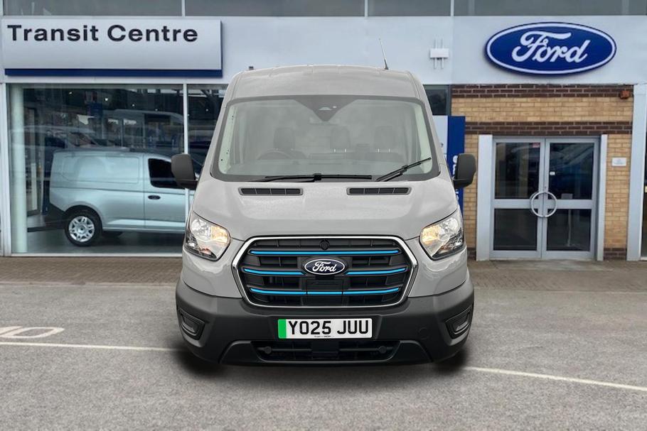 Used Ford E-TRANSIT 12