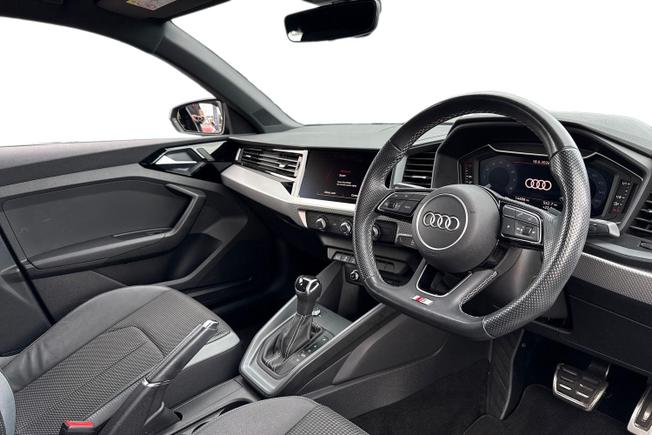 AUDI A1 Photo 6