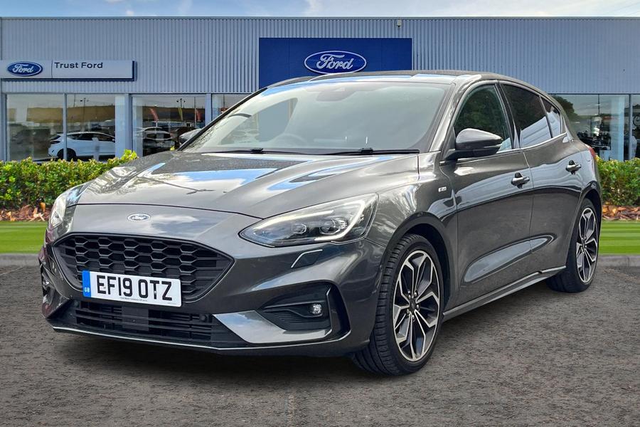 Ford Focus Photo autoimg-0feb0b96b1e9fae62b60dc9700717b5a816186a0.jpg