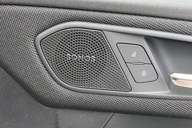 AUDI Q3 Photo 51