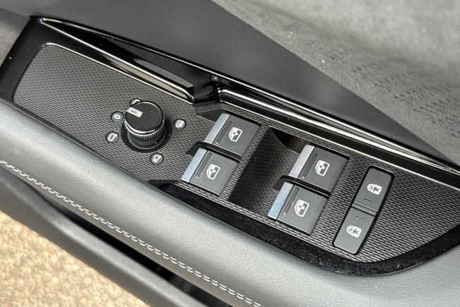 AUDI Q3 Photo 32