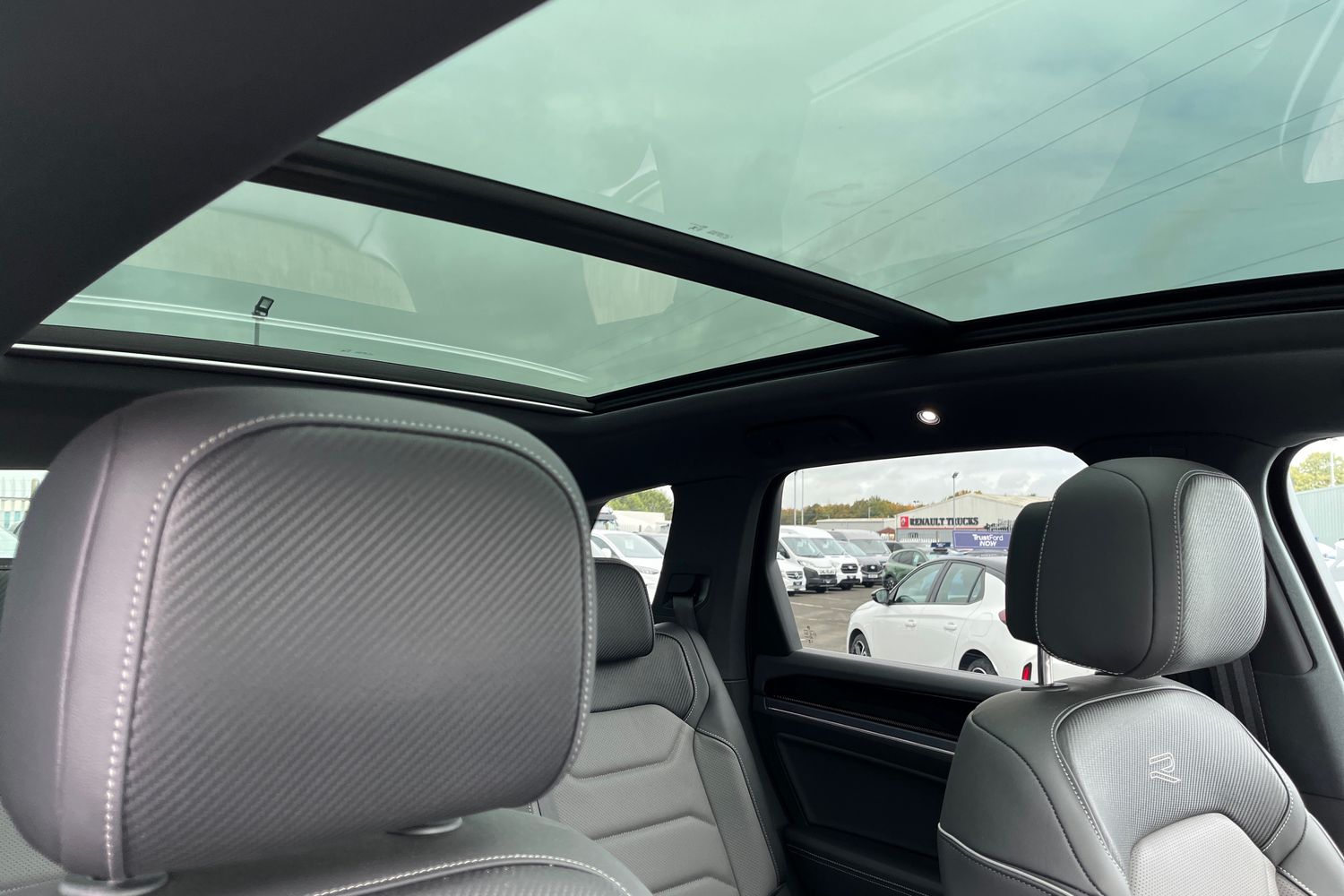 Volkswagen TOUAREG Photo 39