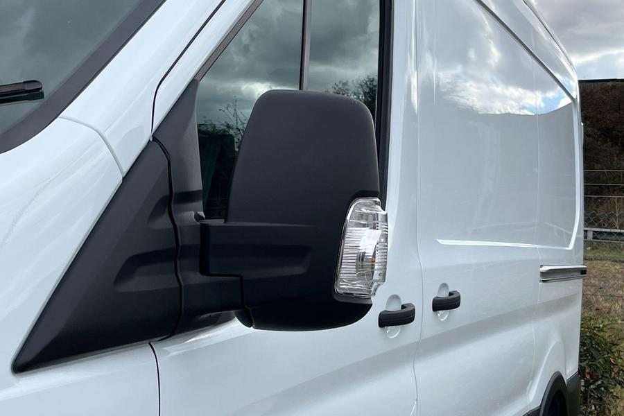 Ford TRANSIT Photo autoimg-0ff2676a3f94223030fe97d1c2b15282bdfdd7c1.jpg