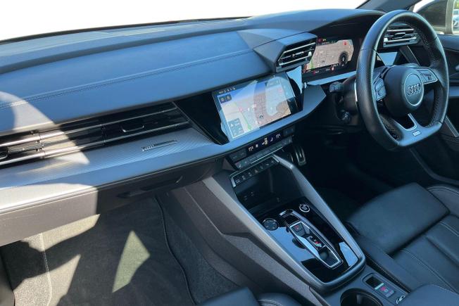 AUDI A3 Photo 2