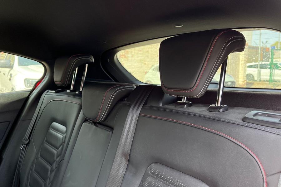 Ford FOCUS Photo autoimg-0ff456d6d6847c0a835819bb39ed856d38cac477.jpg