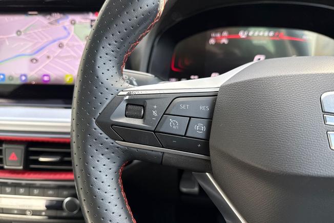 SEAT Arona Photo 16