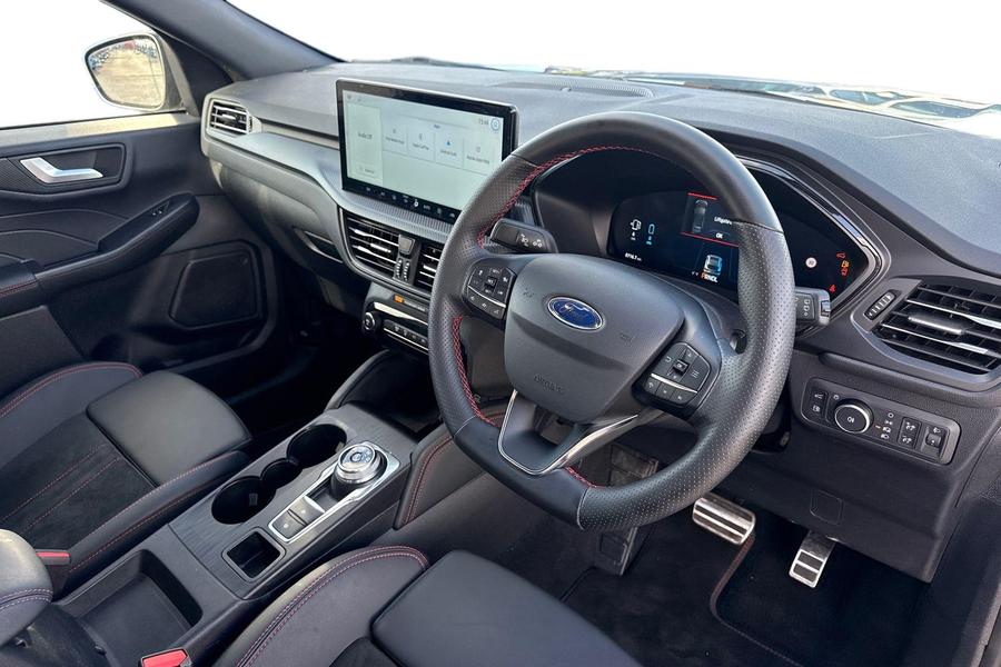 Ford KUGA Photo autoimg-1006127e527a64dfd5ca772a9383a82ac25d982a.jpg