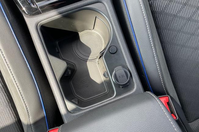 VOLKSWAGEN Golf Photo 34