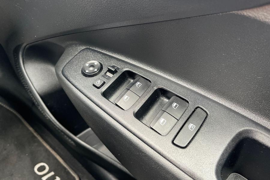 Hyundai I10 Photo autoimg-100e6d696d33e49f8a7df414d171fc208e4f9f41.jpg