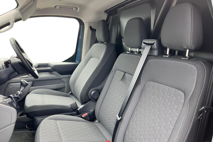 Ford TRANSIT CUSTOM Photo autoimg-10135722e053ccf9fc2f3829e21ff8d986ee2a7f.jpg