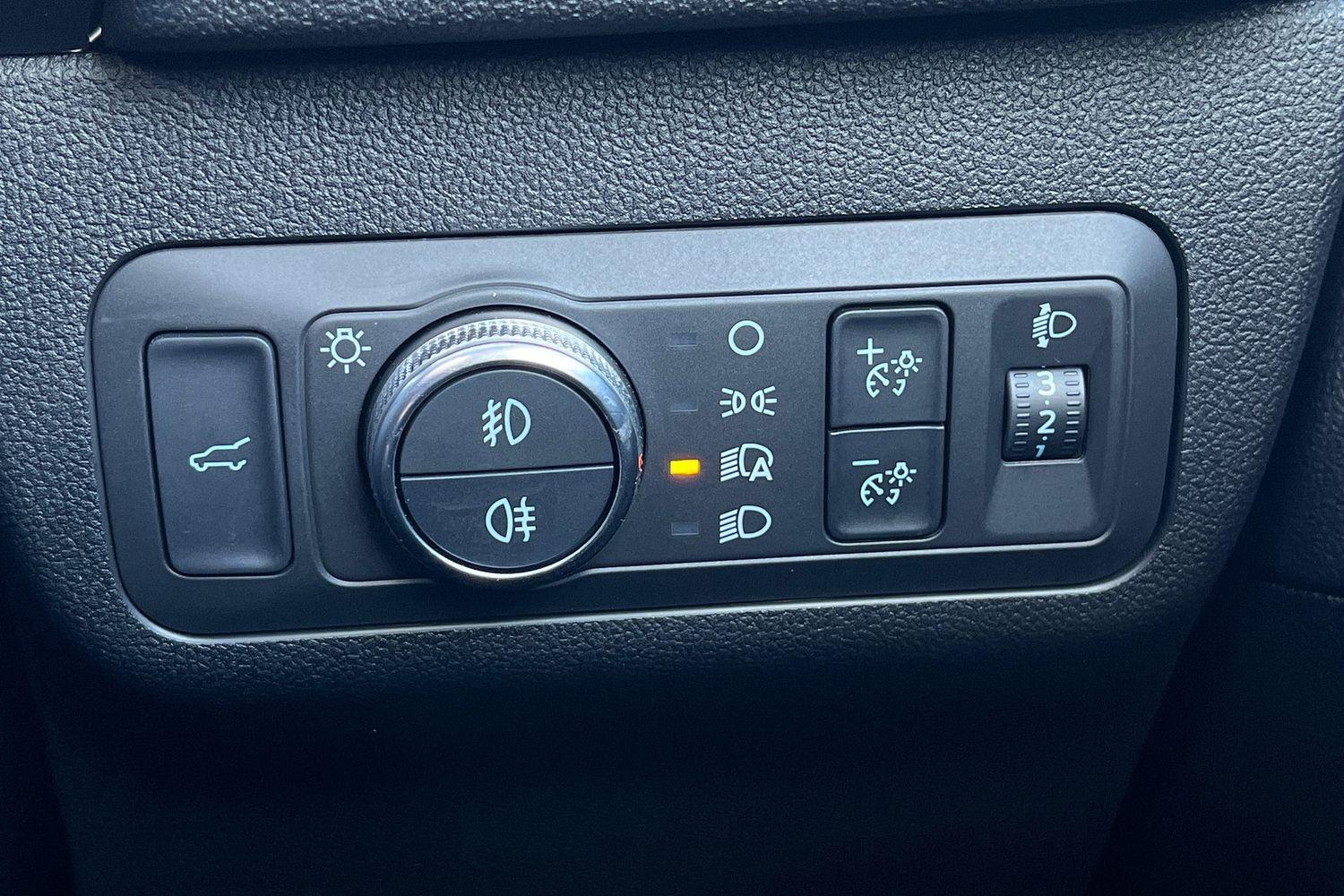Ford Kuga Photo 38