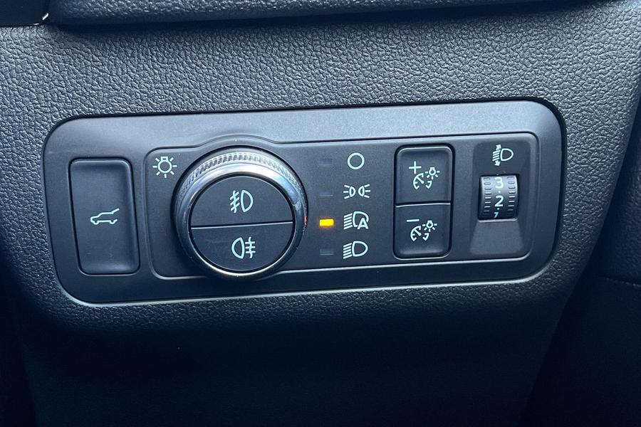 Ford Kuga Photo autoimg-10161a58447afd5069ba27e2cbe104ad287fac15.jpg
