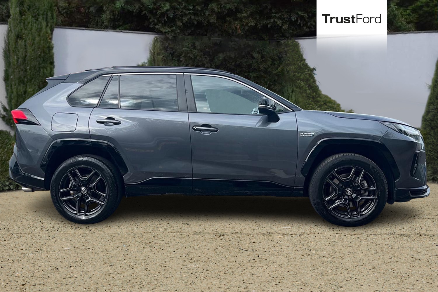 Toyota RAV4 Photo 2