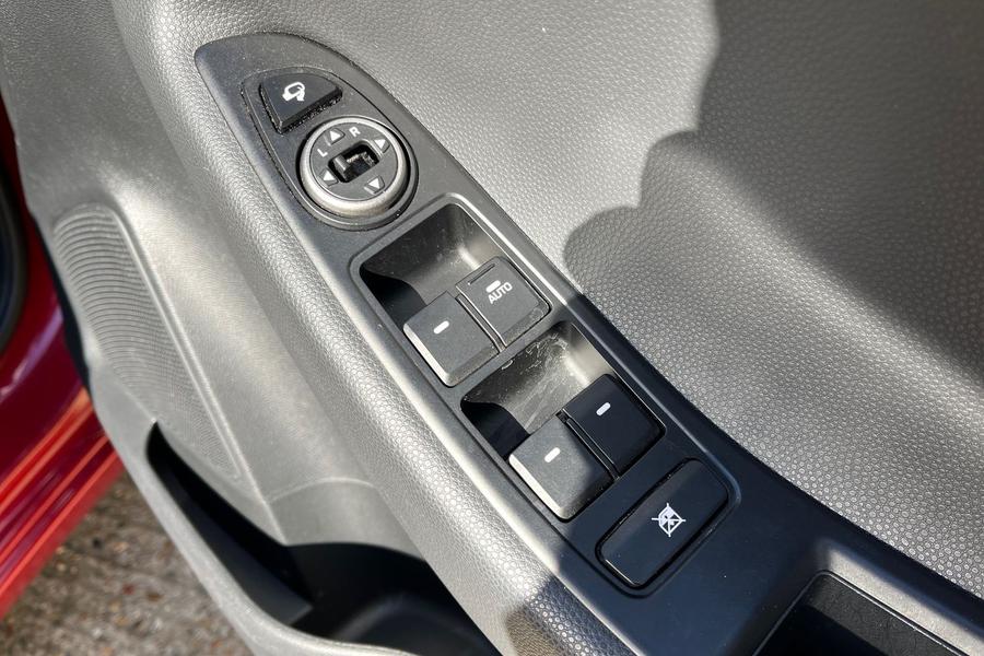 Hyundai i20 Photo autoimg-1018df230d4ce510626f5df5f5164d560663f6f0.jpg