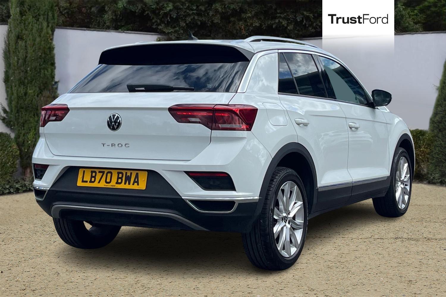 Volkswagen T-ROC Photo 3
