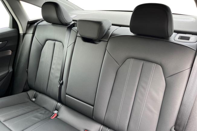 Audi A6 Photo 9
