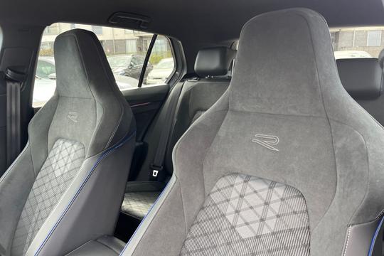 Volkswagen Golf Photo autoimg-101d03cdd535b813a5a73baaec5ededb62b5602b.jpg