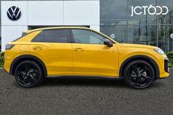 VOLKSWAGEN T-Roc Photo 4