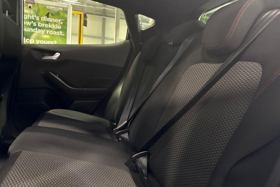 Ford FIESTA Photo autoimg-101f2ecb6751ce39c19245ccd4cfe0214813d4ce.jpg