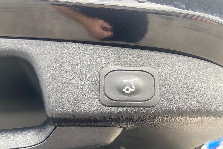 Ford FOCUS Photo autoimg-10222a48082101bbd41d912594cfc4891889a906.jpg