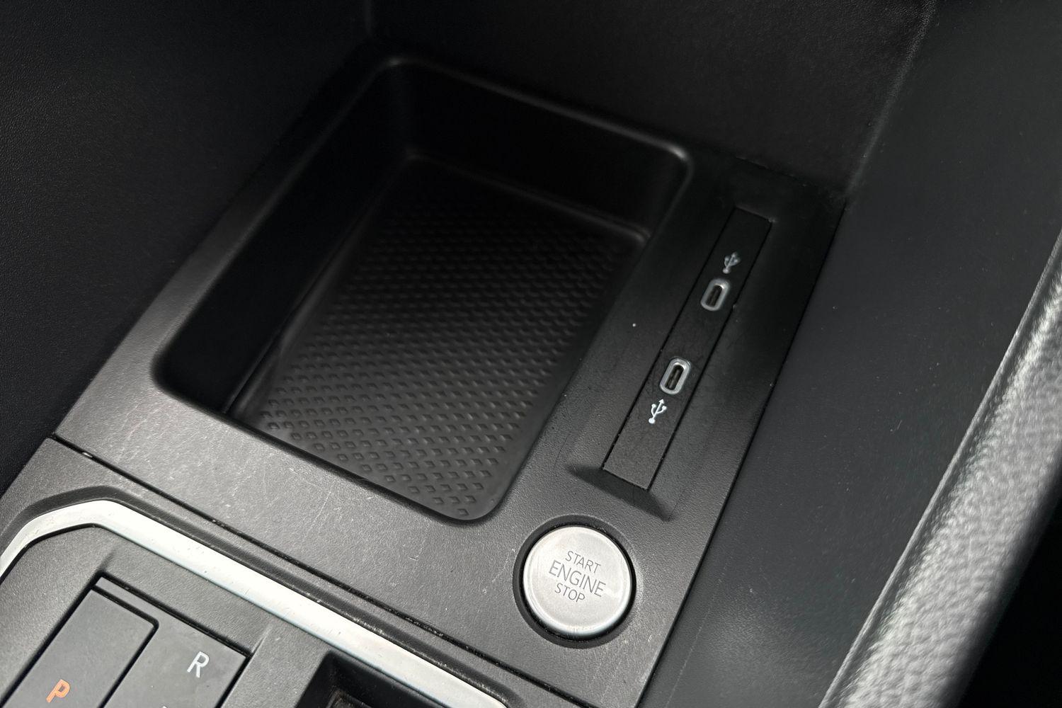 Ford Grand Tourneo Connect Photo 30