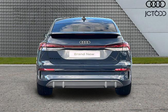 AUDI  Audi Q4 Sportback Photo 7