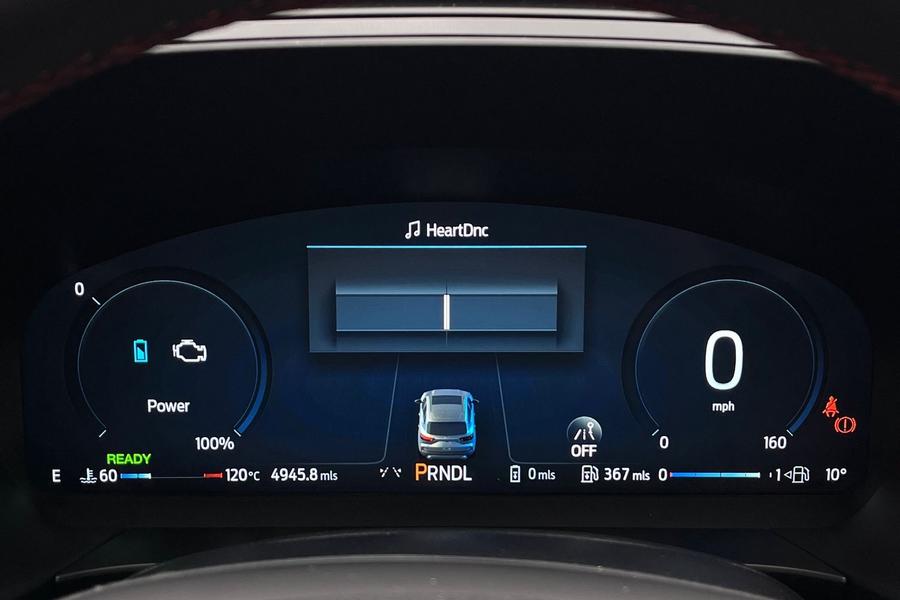 Ford Kuga Photo autoimg-1029141908f22389e6ce7edaae945e23ec49123c.jpg