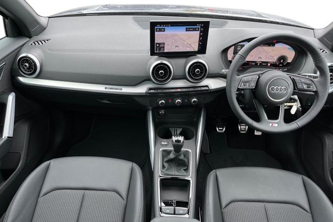 AUDI Q2 Photo 10
