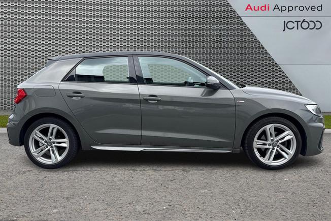 AUDI A1 Photo 4