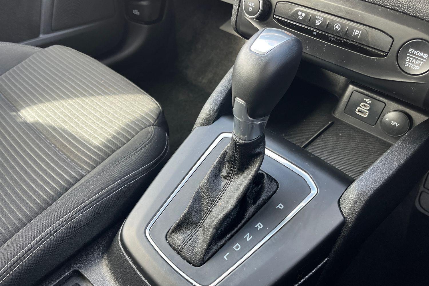 Ford FOCUS Photo 35