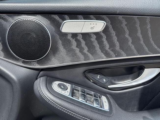 MERCEDES-BENZ Glc Photo 29