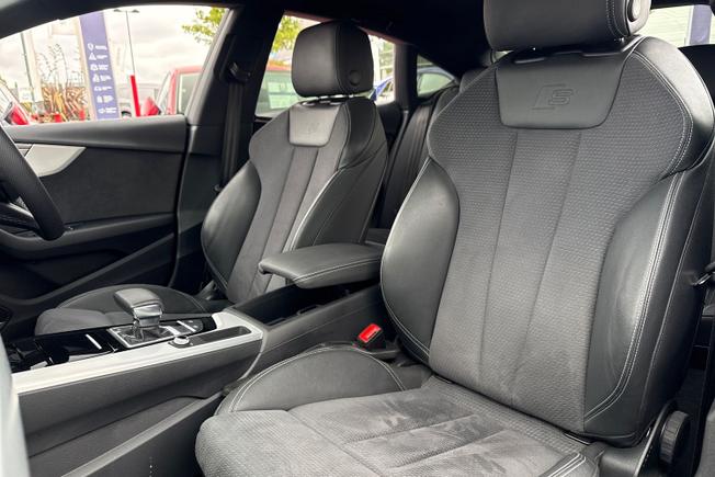 AUDI A5 Photo 21