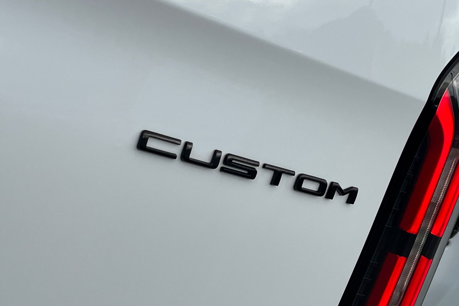 Ford TRANSIT E-CUSTOM Photo 19