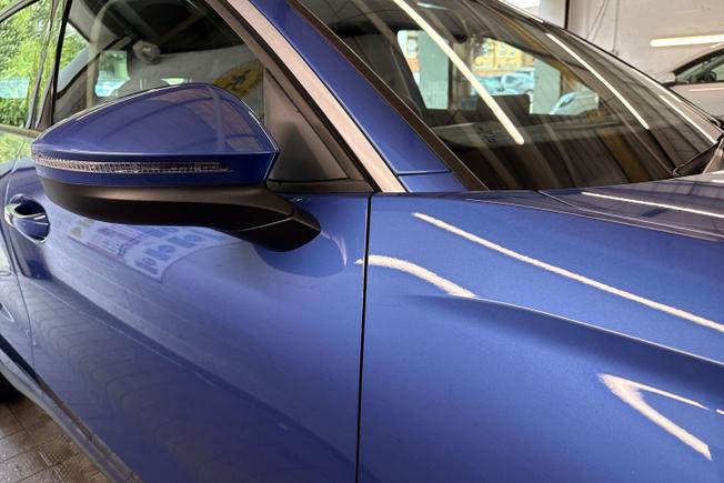 VOLKSWAGEN T-Roc Photo 20
