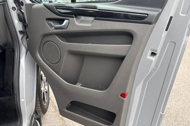 FORD Transit Custom Photo 50