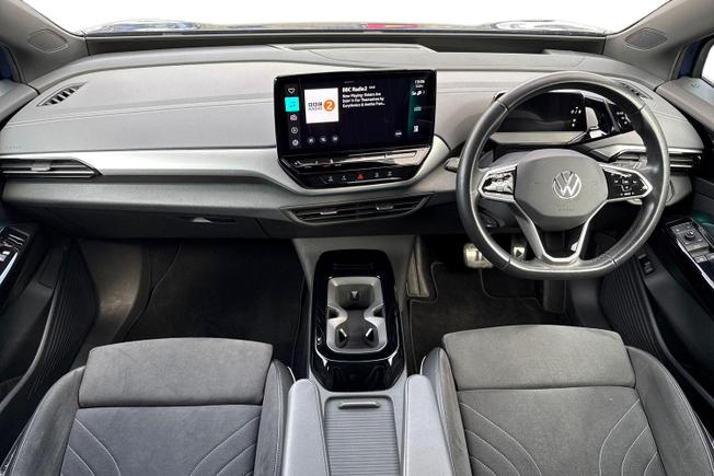 VOLKSWAGEN ID.4 Photo 10