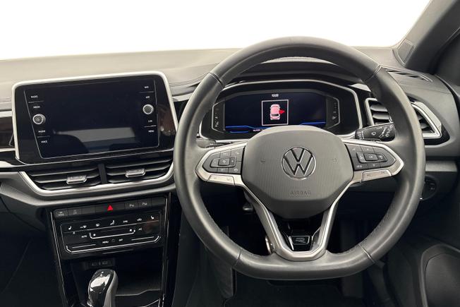 VOLKSWAGEN T-Roc Photo 11