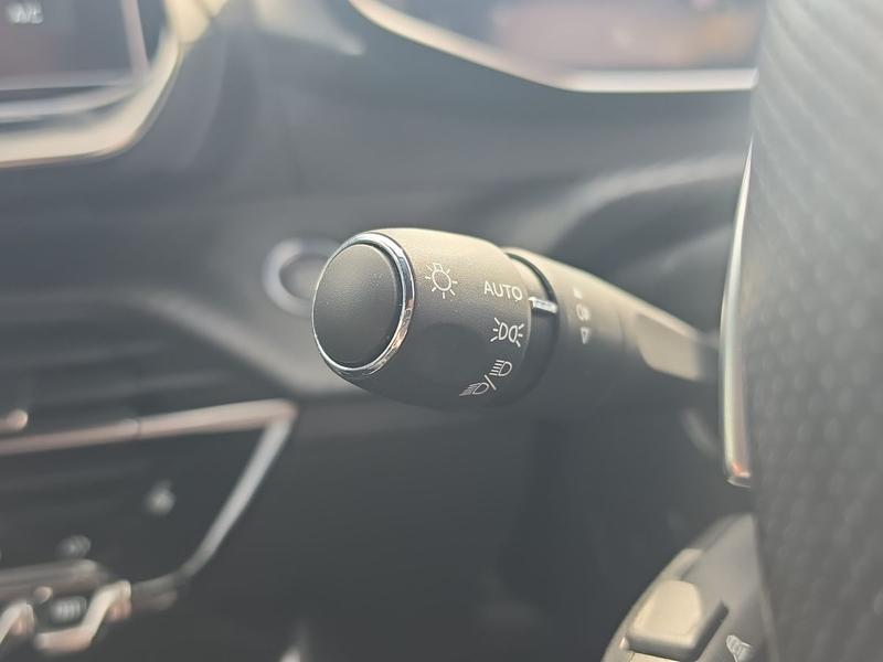Used Peugeot 2008 VN23WTV 22