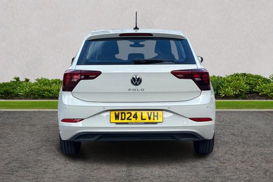 Volkswagen Polo Photo autoimg-1047387e96d7a667a8f3acbc2aa9bea6e76f779f.jpg