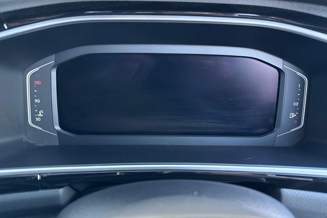 VOLKSWAGEN T-Roc Photo 15