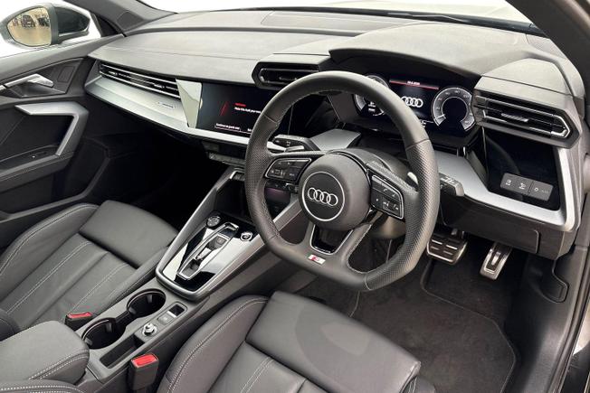 AUDI A3 Photo 6
