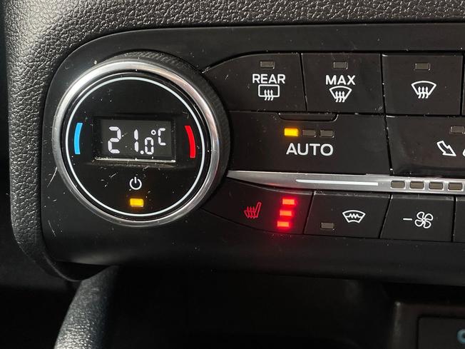 FORD Kuga Photo 51
