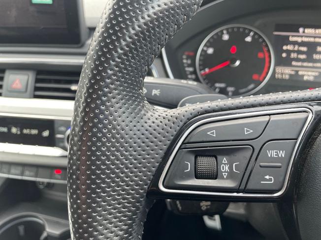 AUDI A4 Photo 16