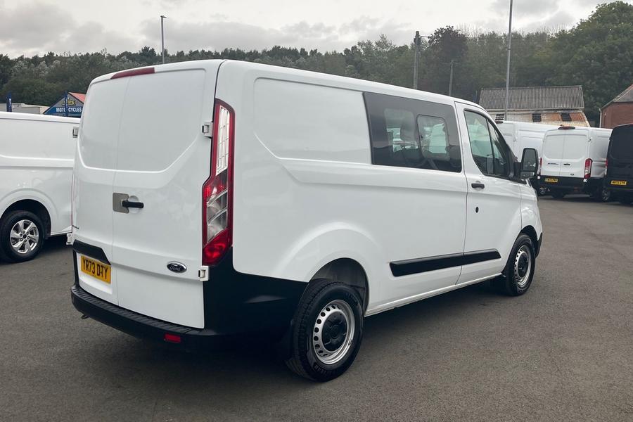 Ford TRANSIT CUSTOM Photo autoimg-104c5fd8e8b627b26793f223e7900fdcb9428103.jpg