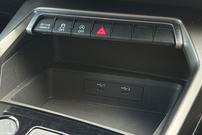 AUDI A3 Photo 36