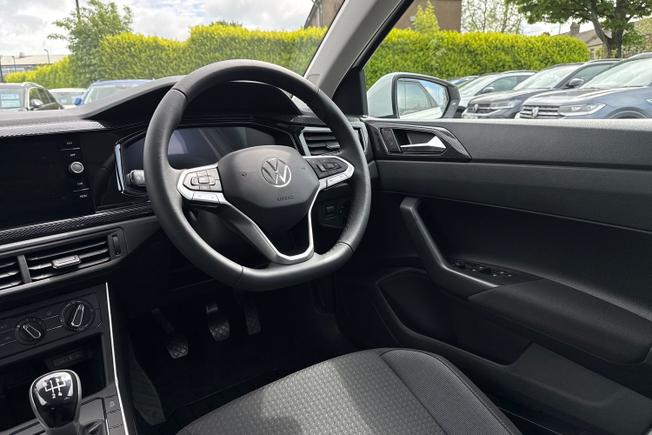 VOLKSWAGEN Polo Photo 32